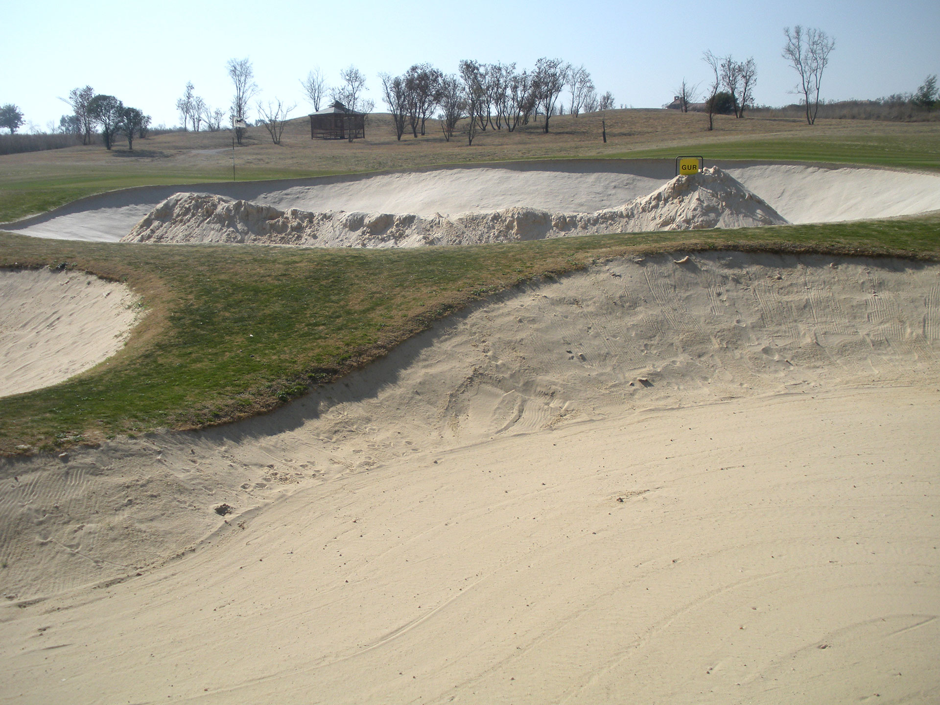 Blari Atholl Bunker stabilization Hole 10